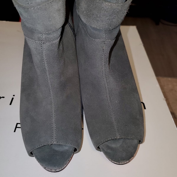 Paris Hilton Genuine suede leather boots - Picture 4 of 13